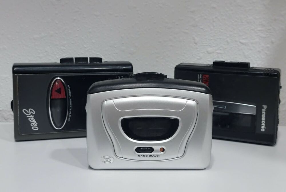 Vintage Walkman Lot of 3  Cassette player Sanyo Durabrand Panasonic - Not Tested